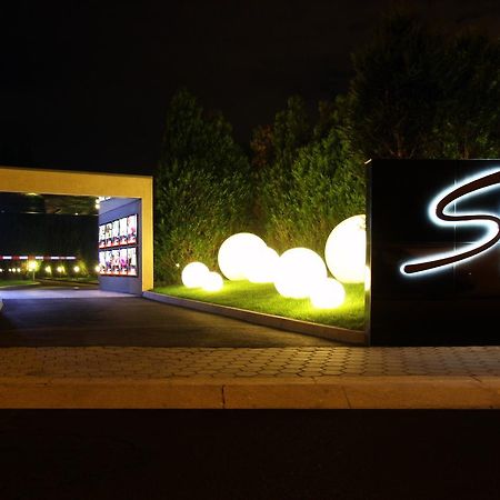 Silk Motel Pedroso Εξωτερικό φωτογραφία