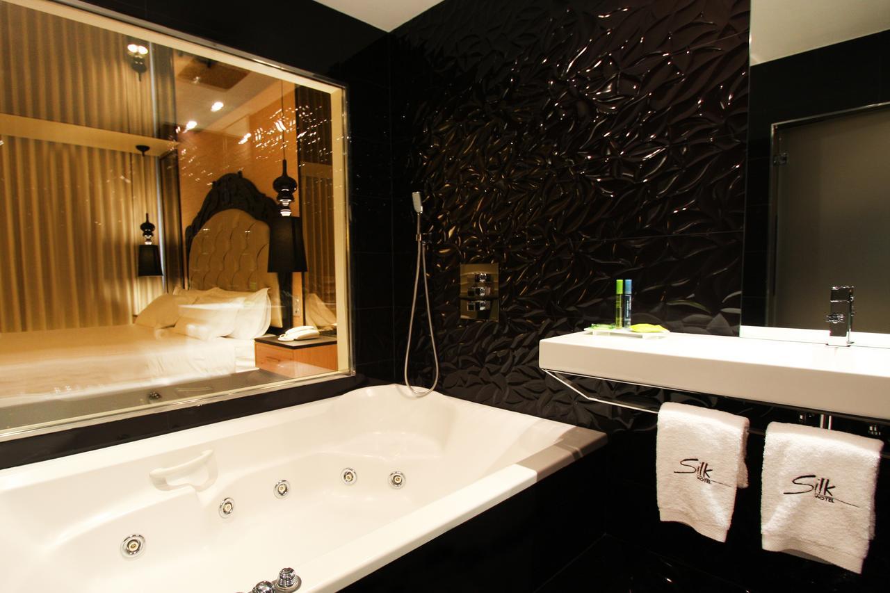 Silk Motel Pedroso Δωμάτιο φωτογραφία