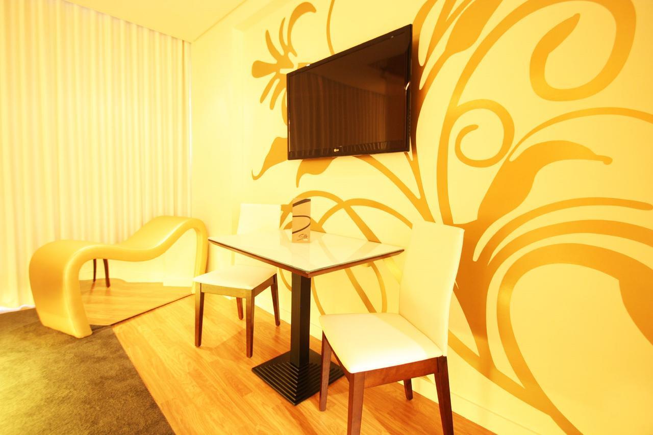 Silk Motel Pedroso Δωμάτιο φωτογραφία
